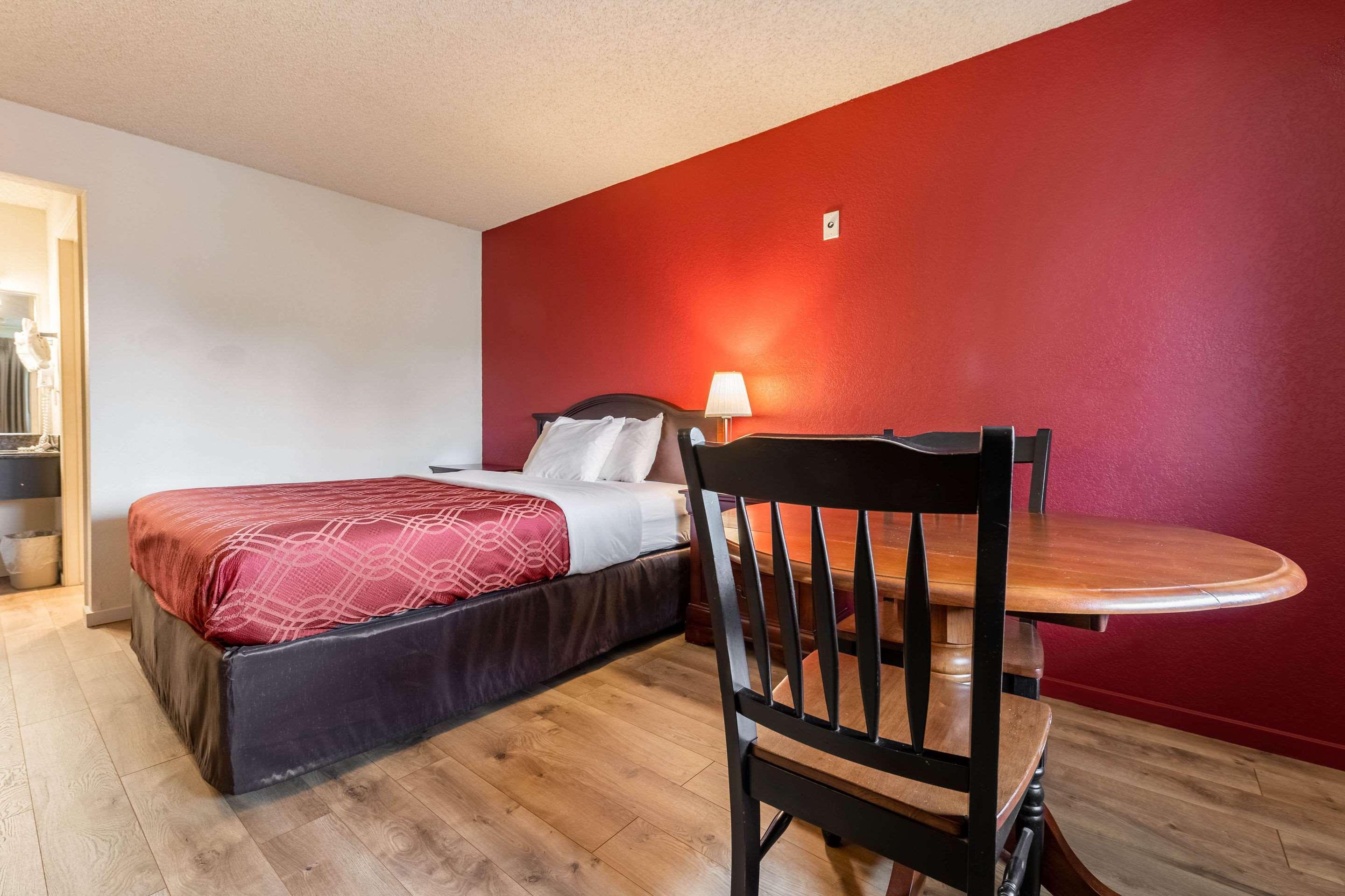 Oyo Wa Bellevue Hotel