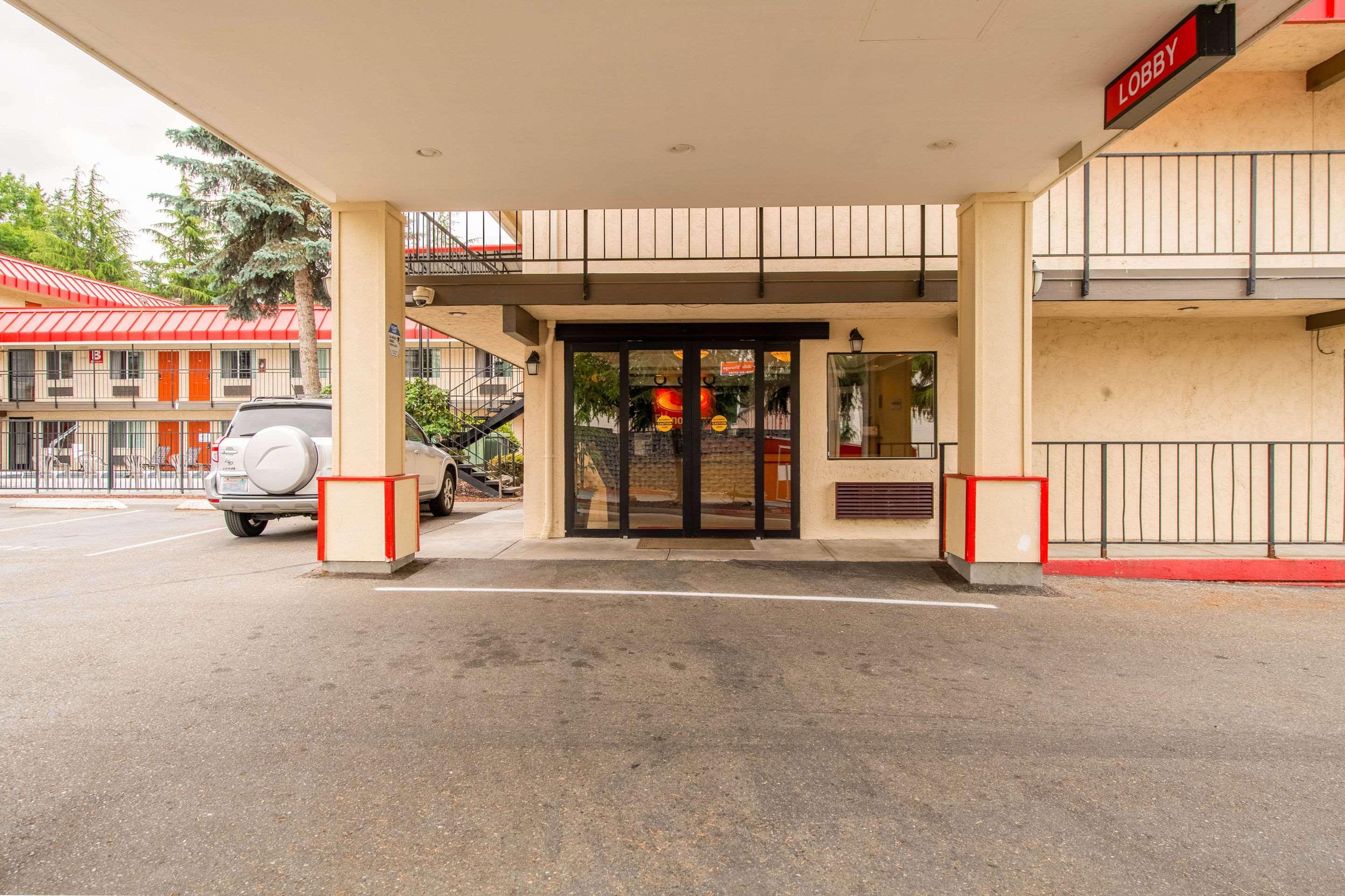 Oyo Wa Bellevue 3*