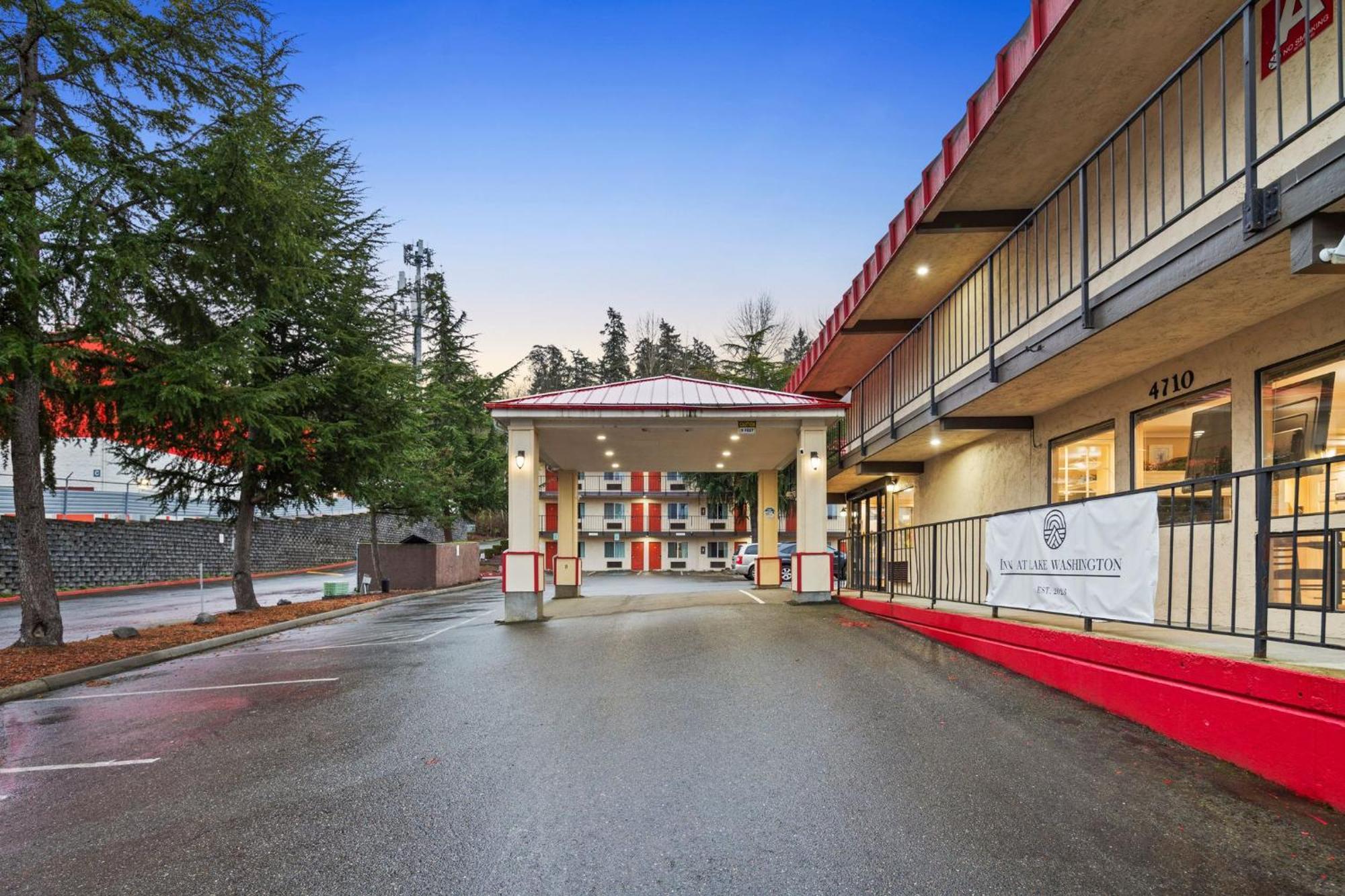 Oyo Wa Bellevue Hotel 3*