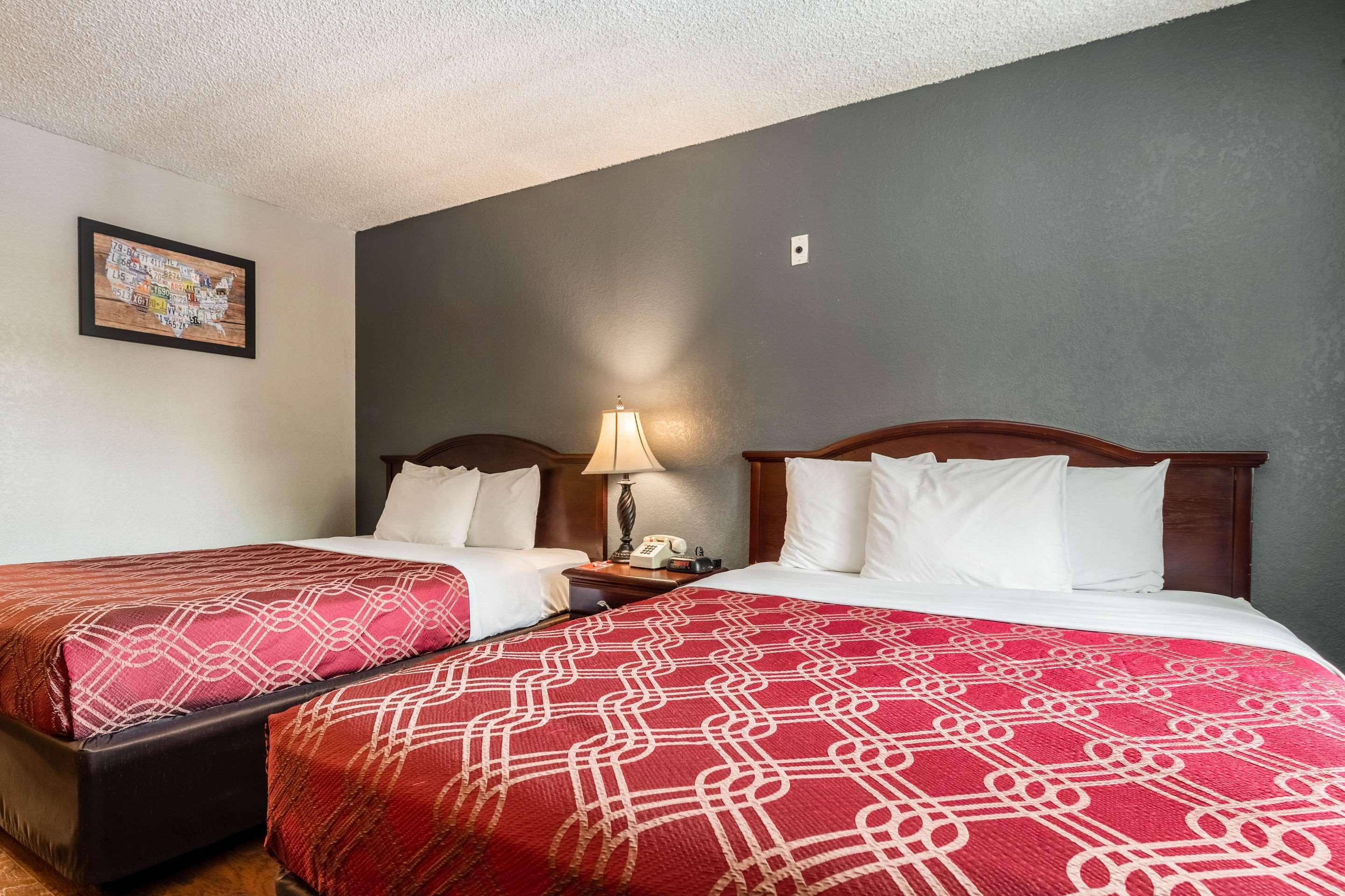 Hotel At Washington By Oyo I-405 Renton
