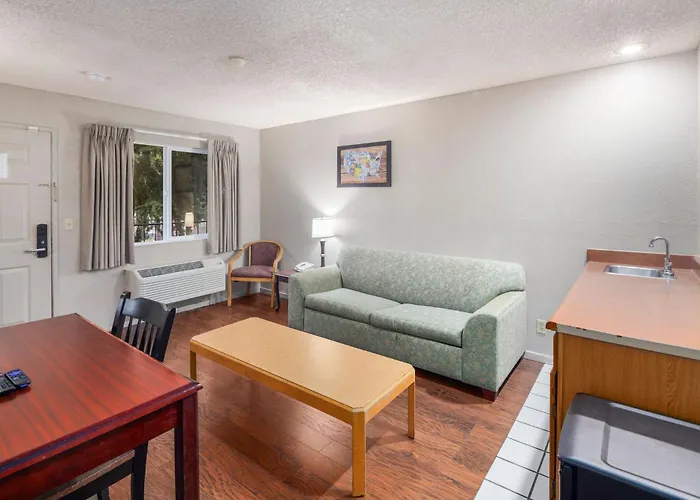 Inn At Lake Washington By Oyo I-405